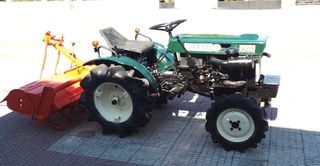 Tractor Kubota B7000 4x4 con rotovator