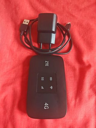 Router ZTE MF971L 4G LTE
Compacto y ligero