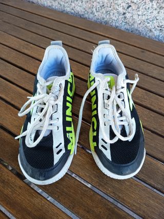 Zapatillas Munich Hooper Niño 36
