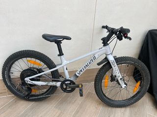 Bicicleta specialized 20 pulgadas rip rock 