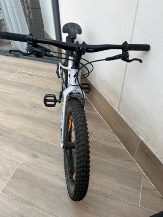 Bicicleta specialized 20 pulgadas rip rock 