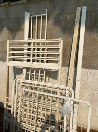 Litera Ikea blanca metalica