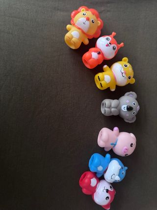 8 Muñecos dedos animales