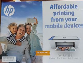 Impresora HP Deskjet 2630 blanca y azul