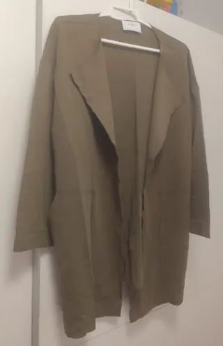 ‼️ NO NEGOCIABLE‼️ Sobrecamisa Zara L -