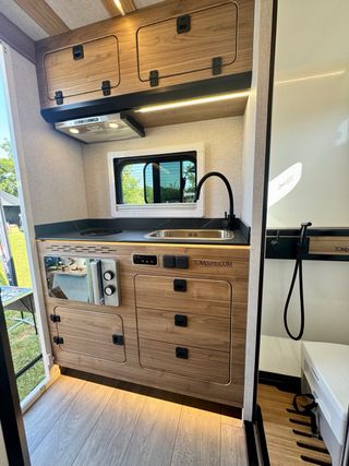Isuzu D-Max N60 2025 Camper 4x4