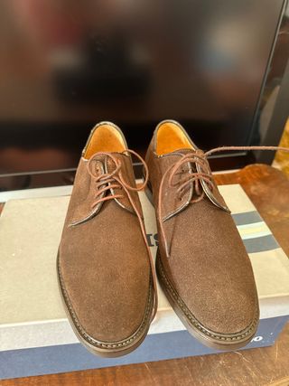 Sapatos sociais marrons - Tam 39