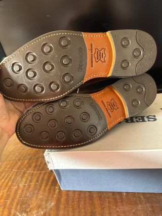 Sapatos sociais marrons - Tam 39