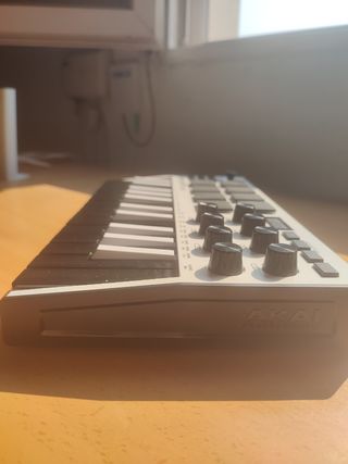 Akai MPK Mini MK3: teclado MIDI 25 teclas