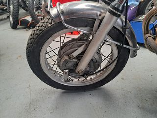 Benelli Motocicleta Clásica