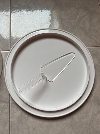 Tortiera con cupola - bianca