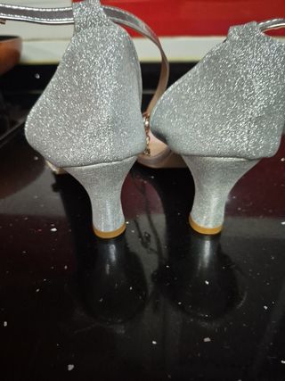 Zapatos plata fiesta