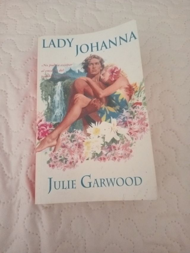 Lady Johanna - Bolsillo (Spanish)