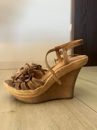 Sandalias Nolita cuña Marrón