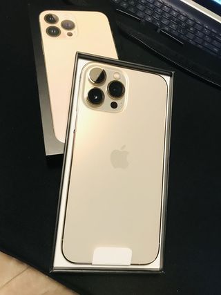 iPhone 13 Pro Max Plata - Como Nuevo