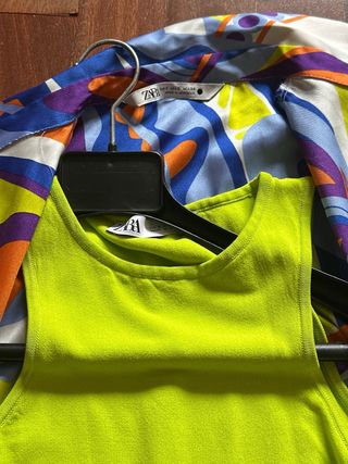 conjunto de Zara 
venía sin el bodi,lo he añadido 