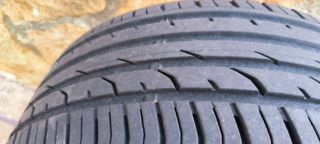 Neumático Continental PremiumContact 2  215 45 R16