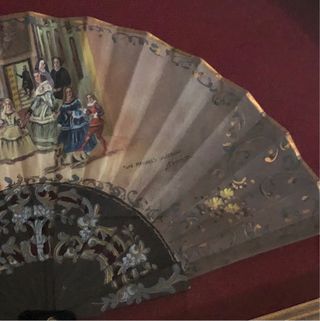 Antichi ventagli con aste in pan d'oro