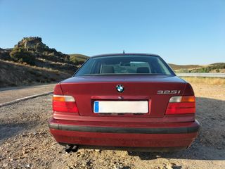 BMW 325i - año 1992
