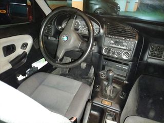BMW 325i - año 1992