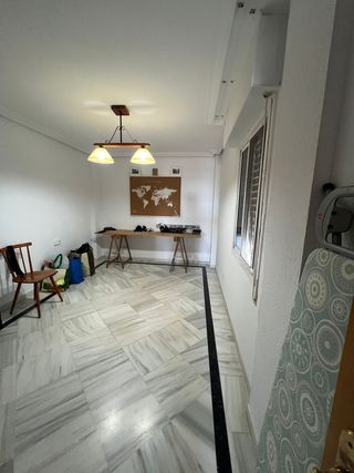 Casa unifamiliar - terraza y garaje