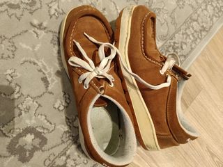 Zapatos ante marrón hombre