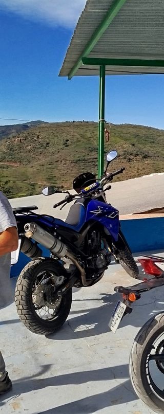 Yamaha XT660R azul 23,500km
