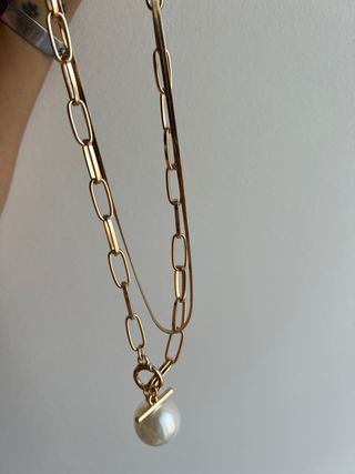 Colar Duplo Dourado com Pérola