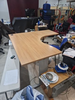 Mesa escritorio esquinera oficina