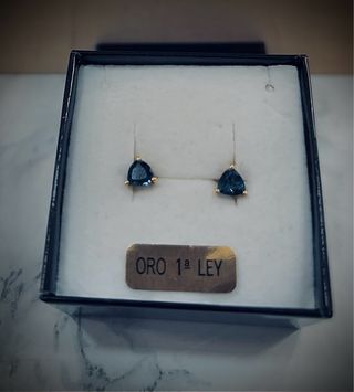Pendientes topacio azul oro 18k