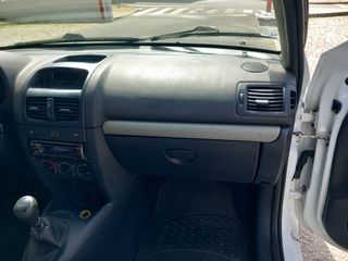 Renault Clio 1.5 dCi Confort comercial 2003