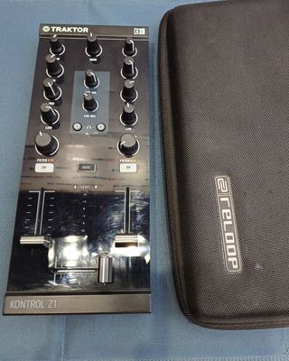 Controlador native instruments traktor kontrol z1