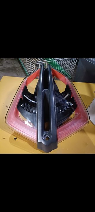 Faro KTM 1290 Super Duke R (e4)