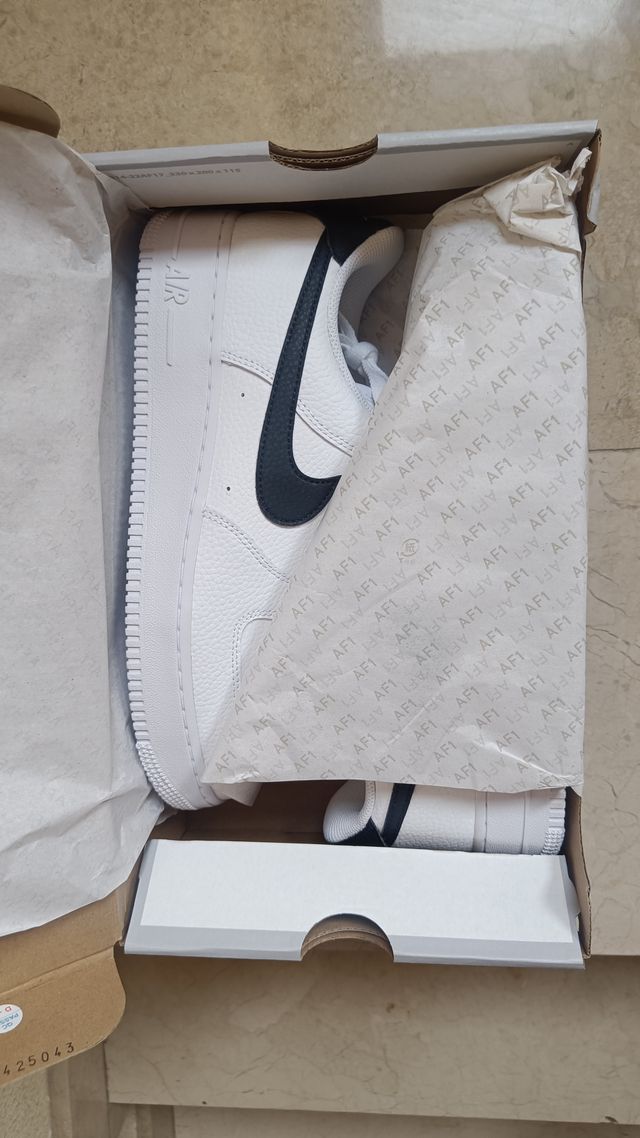 Nike Air Force 1 '07 - 42.5