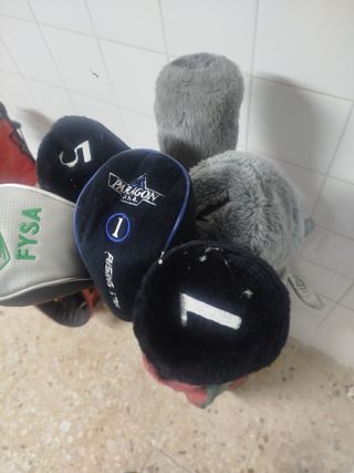 Set di 13 mazze da golf + 2 sacche e carrello da golf