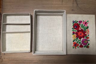 Scatola ricamata vintage handmade