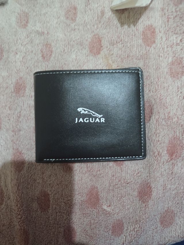 Cartera logotipo jaguar