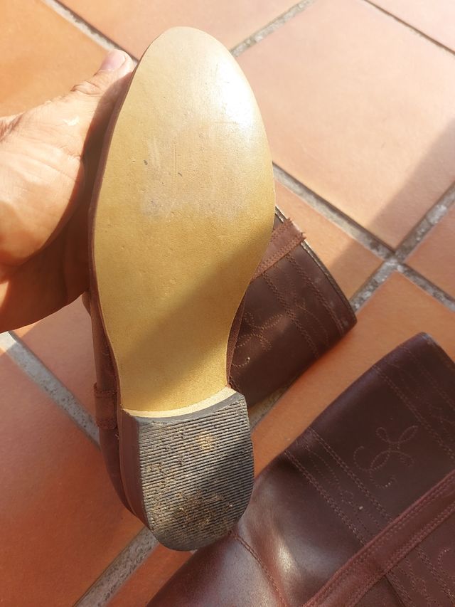 Botos Valverde del Camino Marrón