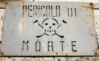 Cartello vintage pericolo di morte