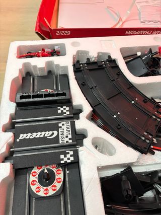 Scalextric Ferrari Go!!! Champions