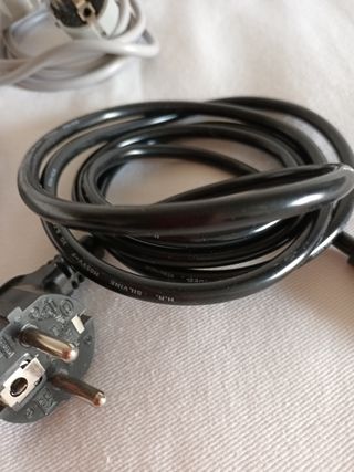 Cable eléctrico gris (2 unidades) 1 negro