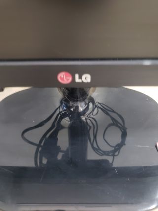 Monitor LG 21,5" LED