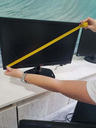 Monitor LG 21,5" LED