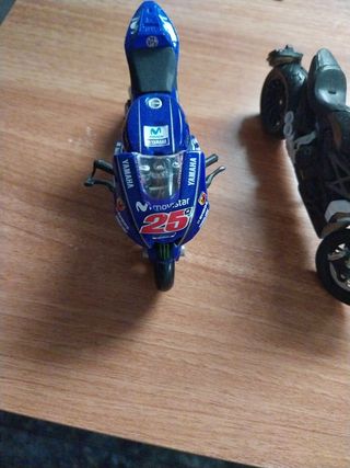 2 Motos miniatura colección