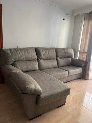 Sofá chaise longue gris