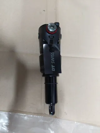 AMORTIGUADOR DE BICI DT SWISS R535 165X40 TRUNNION