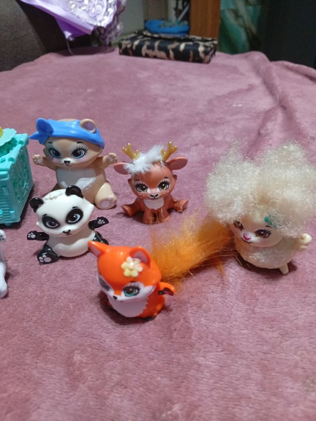 8 Muñecas Novi Stars y accesorios