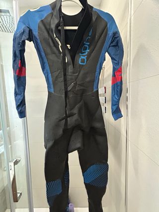 Neopreno Orca Alpha casi nuevo – usado muy poco