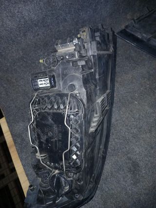 Faros delanteros Volvo S40