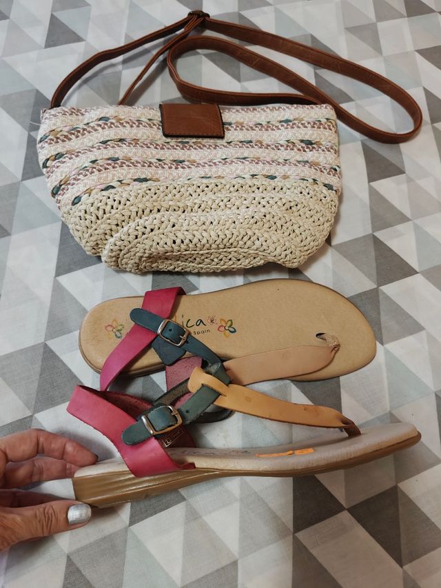 Sandalias Nuevas de piel.